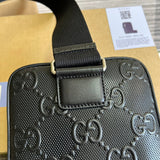 Close-up detail of structured chic women's handbag – women's luxury accessory