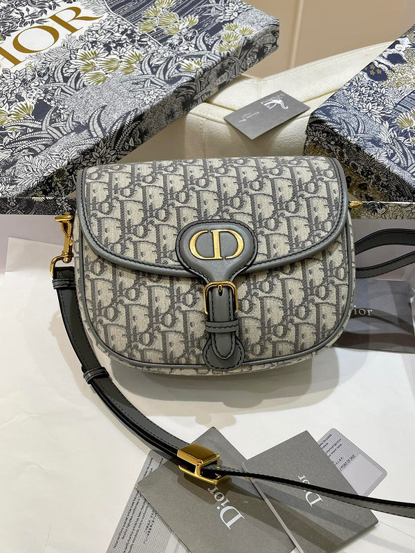 Front view of classic sleek women's handbag – women's luxury handbag
