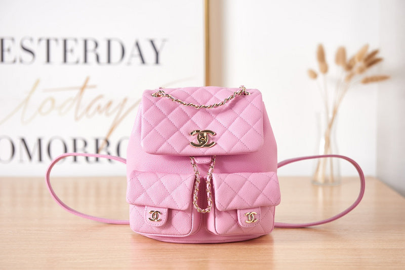  women's handbag, versatile design, view 1