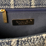 Zivas Charm Modern Minimalist Look Designer Handbag (Designer-Inspired Craftsmanship) – Styled Look