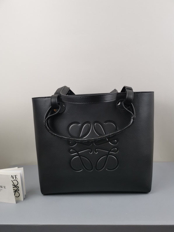 Ziva's Charm handbag – styled view (29cm*25cm*14cm)