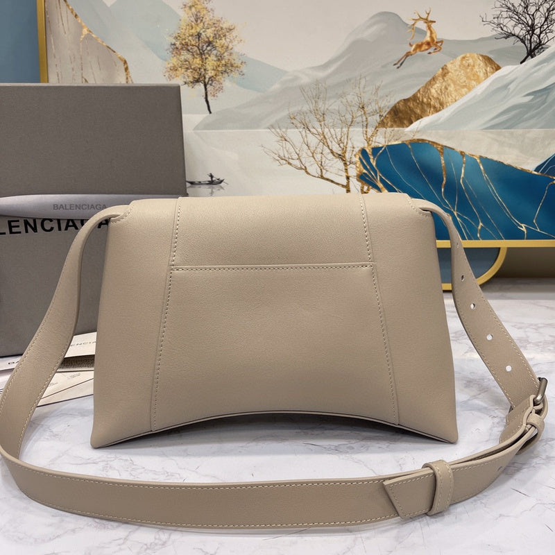 Zivas Charm Timeless Appeal Statement Handbag (Designer-Inspired Craftsmanship) – Full Silhouette