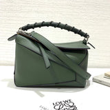 Ziva's Charm handbag – product shot (24cm*16cm*10cm)