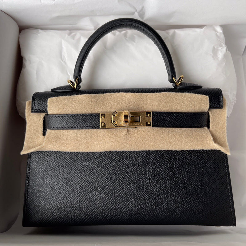 Interior view of everyday-ready premium bag