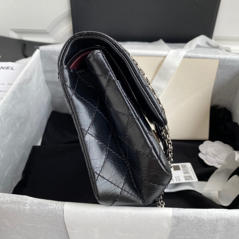  women's handbag, versatile design, view 4