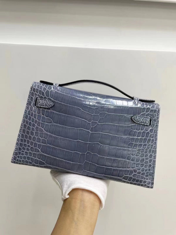 Smart bag shown from front angle