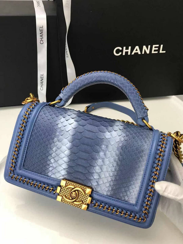  mid purse view 7