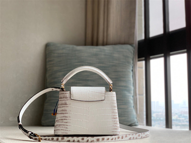  Essential satchel front view 13