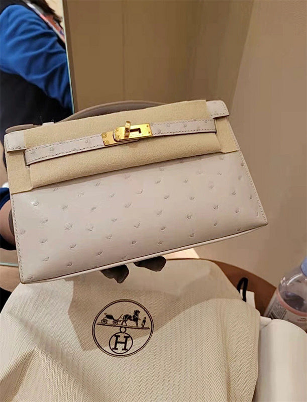  signature crossbody bag detail view showing craftsmanship 8