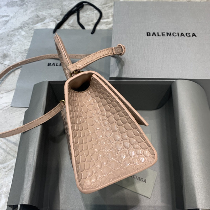 Zivas Charm Sleek Silhouette Premium Handbag (Premium Everyday Carry) – Styled Look