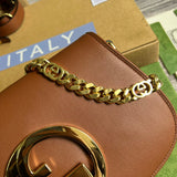 Handle and strap detail of sleek structured women's handbag – women's luxury handbag