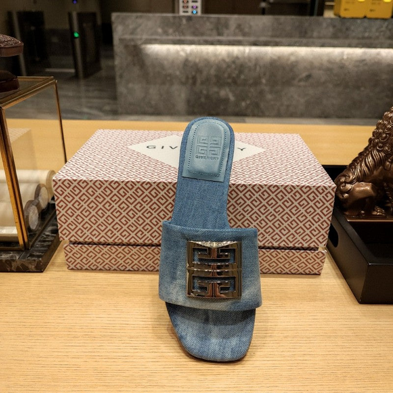 Givenchy shoes Style 145 - top view showing design