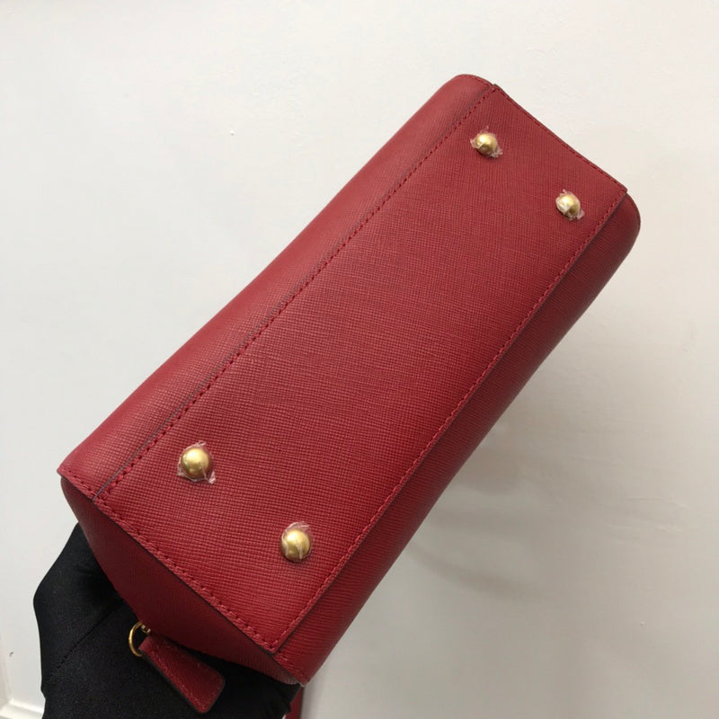 Ziva's Charm handbag – back view (one versatile size)