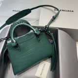 Elegant Faux Leather Handbag - Everyday Elegance | Women's Designer-Inspired Purse #631 - close-up detail shot (image 3) of designer-inspired handbag