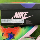 Nike Men's & Women's Premium Low-Top Trainers — Style 037 front view