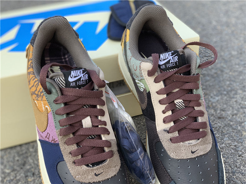 Nike Men's & Women's Luxury Fashion Trainers — Style 006 interior view