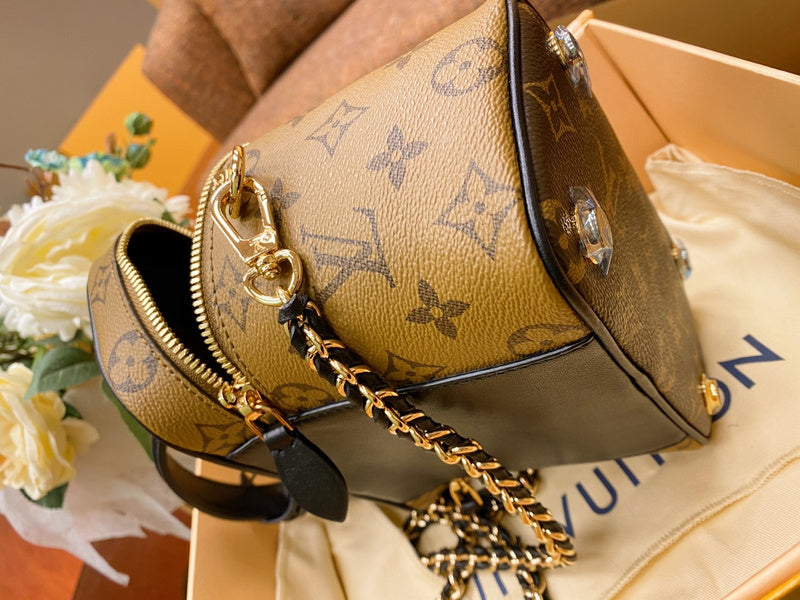 Side profile of elevated everyday-luxe women's handbag – women's statement bag