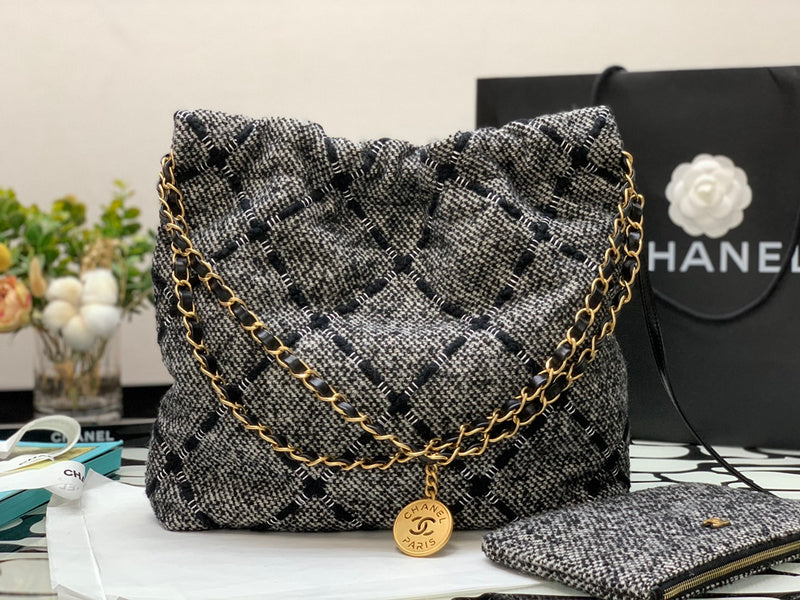 Zivas Charm Timeless Appeal Designer Handbag (Modern Wardrobe Staple) – Interior View