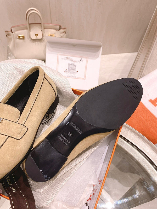 Hermès Grey Bow-Detail Flats - Lifestyle Styling Shot