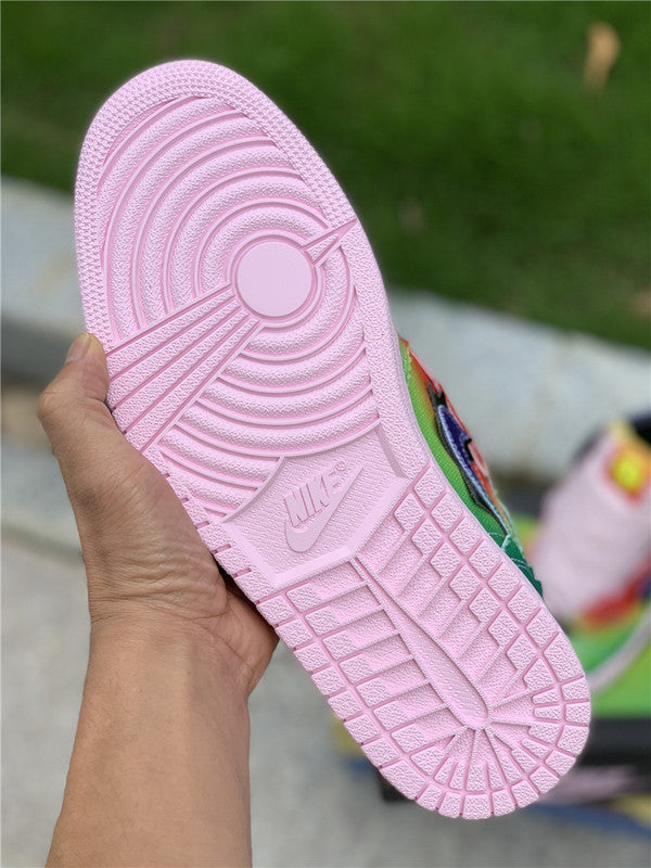 Nike Men's & Women's Premium Low-Top Trainers — Style 037 interior view