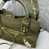 Zivas Charm Modern Minimalist Look Statement Handbag (Refined Practical Design) – Interior View
