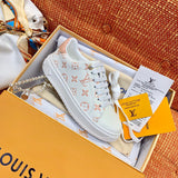 Close-up detail view of Louis Vuitton luxury piece style No.041