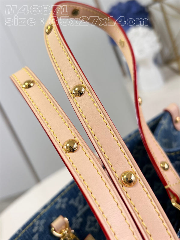  Versatile satchel carried on shoulder 10