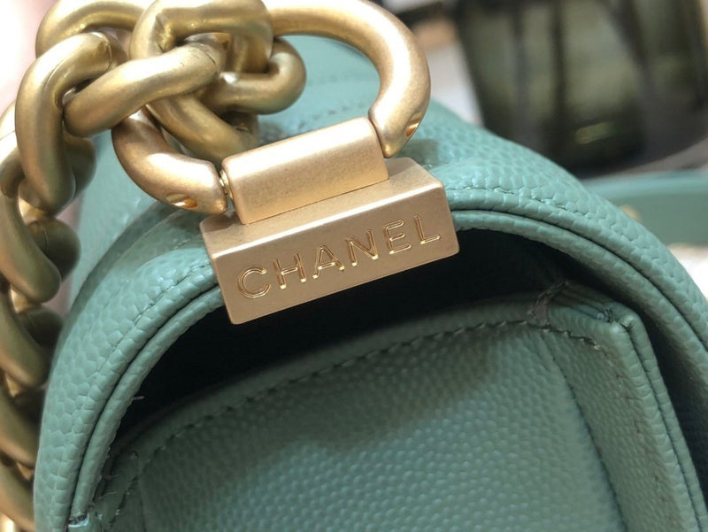  mid purse view 3