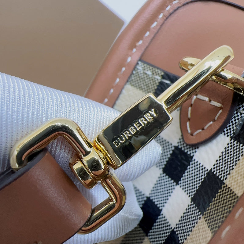 Modern Faux Leather Handbag - Sleek Minimalist Lines | Women's Premium Handbag #1144 - hardware and detail close-up (image 5) of designer-inspired handbag