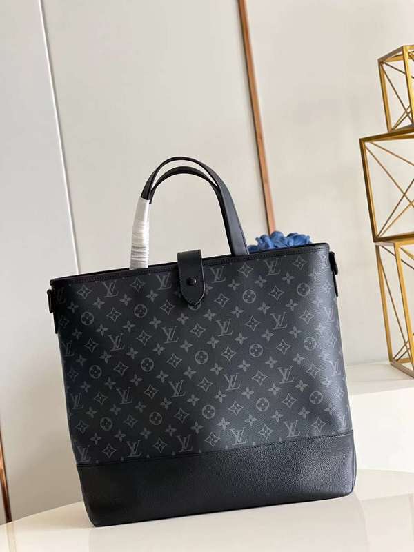 Styled lifestyle shot of sleek everyday-luxe women's handbag – women's designer-style accessory