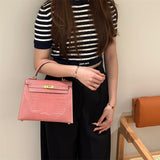  Elegant shopper bag front view 7