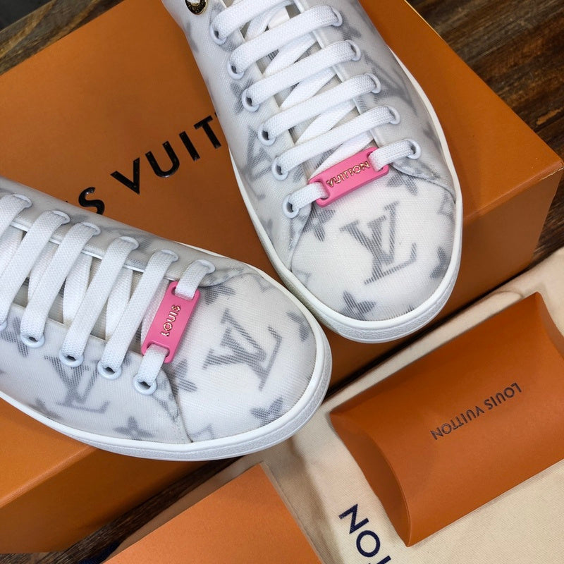 Louis Vuitton shoes Style 194 - sole and craftsmanship detail