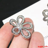 Front view of Van Cleef & Arpels unisex jewelry piece