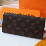 Close-up detail of premium polished women's handbag – women's premium purse