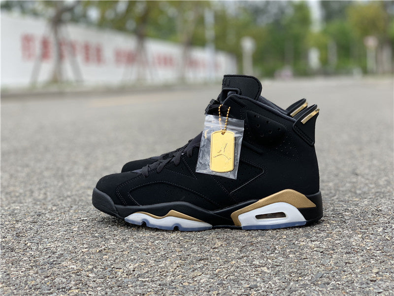 Nike Men's & Women's Premium Designer Sneakers — Style 010 interior view