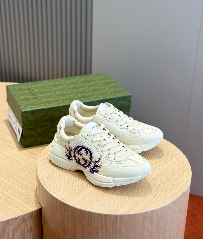 Gucci classic monochrome luxury sneakers view 10 everyday casual design