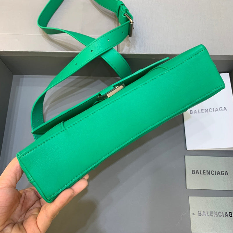 Contemporary Premium PU Leather Handbag - Chic Everyday Appeal | Women's Luxury Handbag #513 - hardware and detail close-up (image 5) of designer-inspired handbag