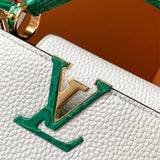  essential everyday bag detail view showing craftsmanship 8