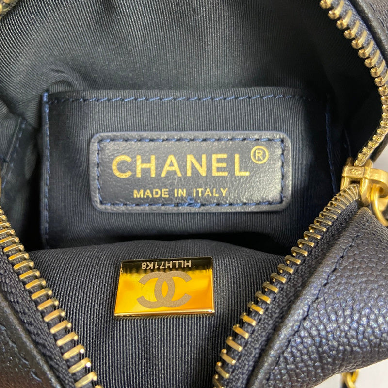  handbag, compact everyday style, image 6