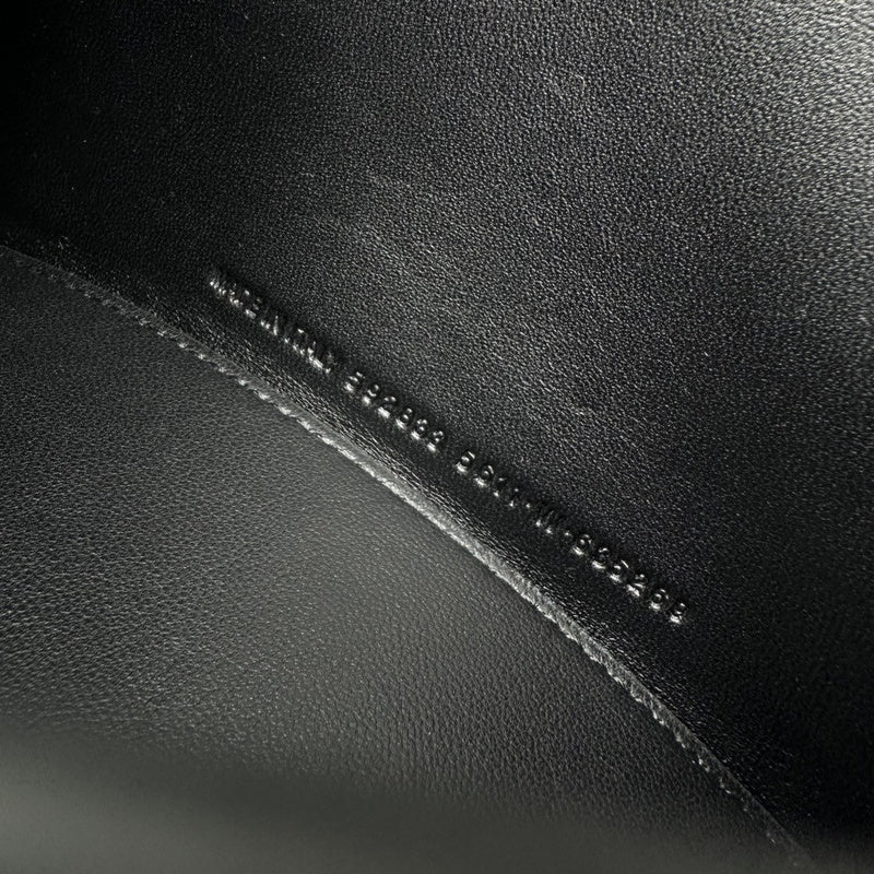 Zivas Charm Streamlined Design Fashion Handbag (Considered Detail & Form) – Side Profile