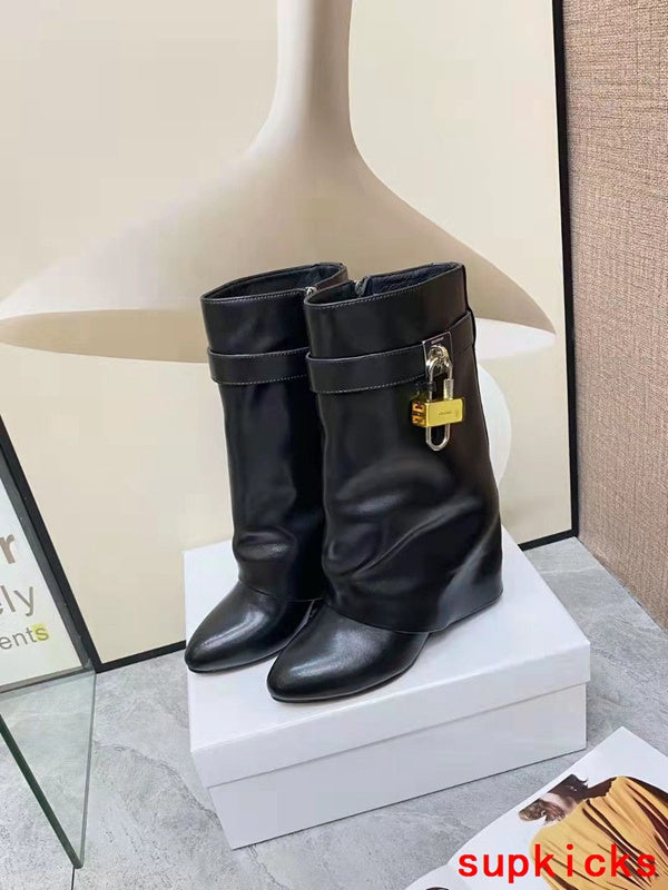 Givenchy shoes Style 116 - angled studio shot