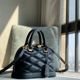  structured bag interior and compartment view
