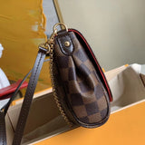 Handle and strap detail of modern classic women's handbag – women's statement bag