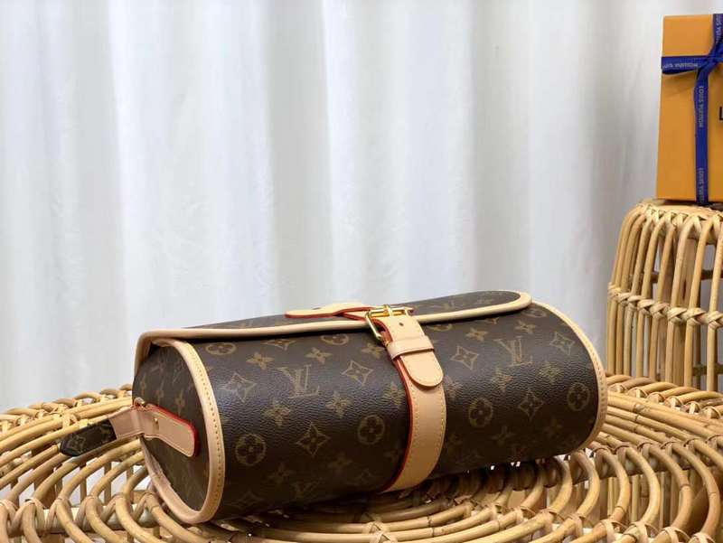 Styled lifestyle shot of modern refined women's handbag – women's luxury accessory