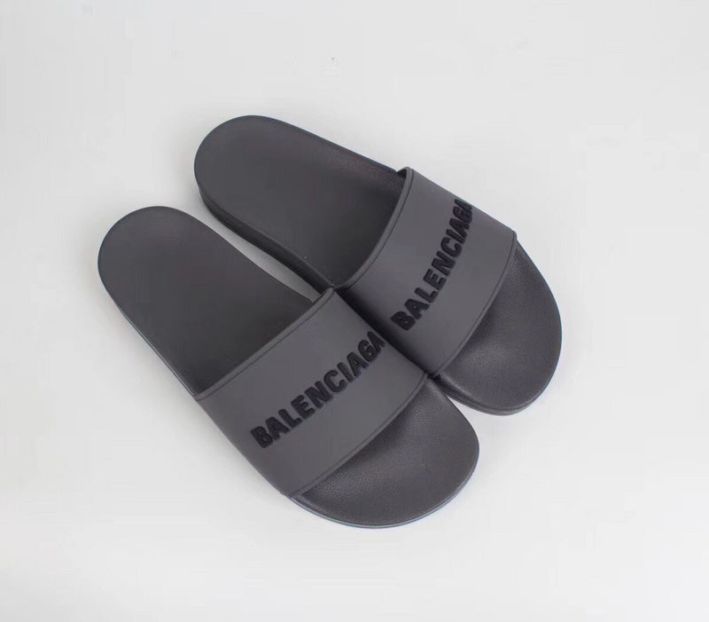Zivas Charm Signature Style Designer Sandals (Effortless Everyday Style) – Detail View