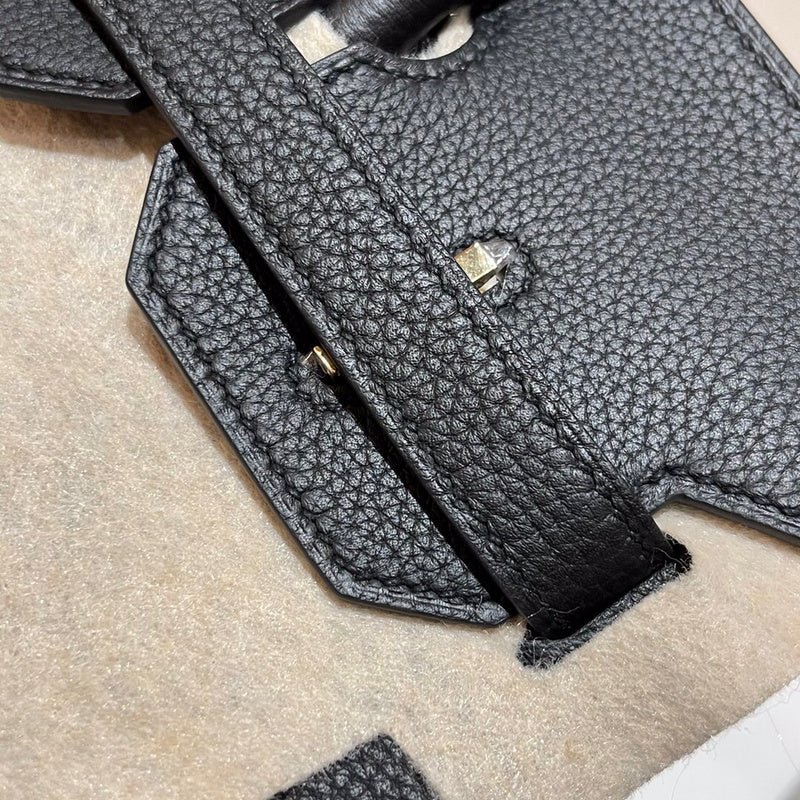 Contemporary bag women's premium everyday handbag