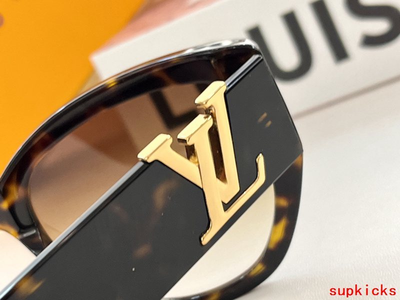 Side view of Louis Vuitton unisex sunglasses
