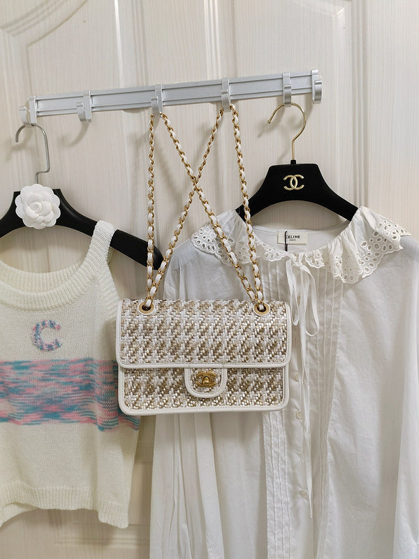  mid purse view 9