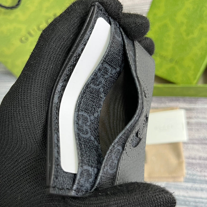 Close-up detail of polished refined women's handbag – women's everyday handbag