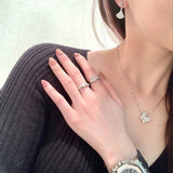 Side view of Van Cleef & Arpels unisex jewelry piece